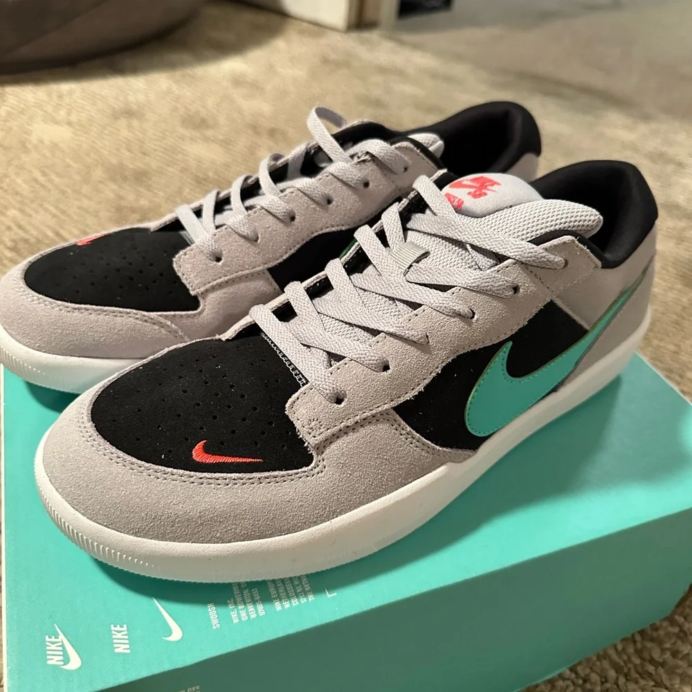 Nike SB. Size 13 - Picture 1 of 5